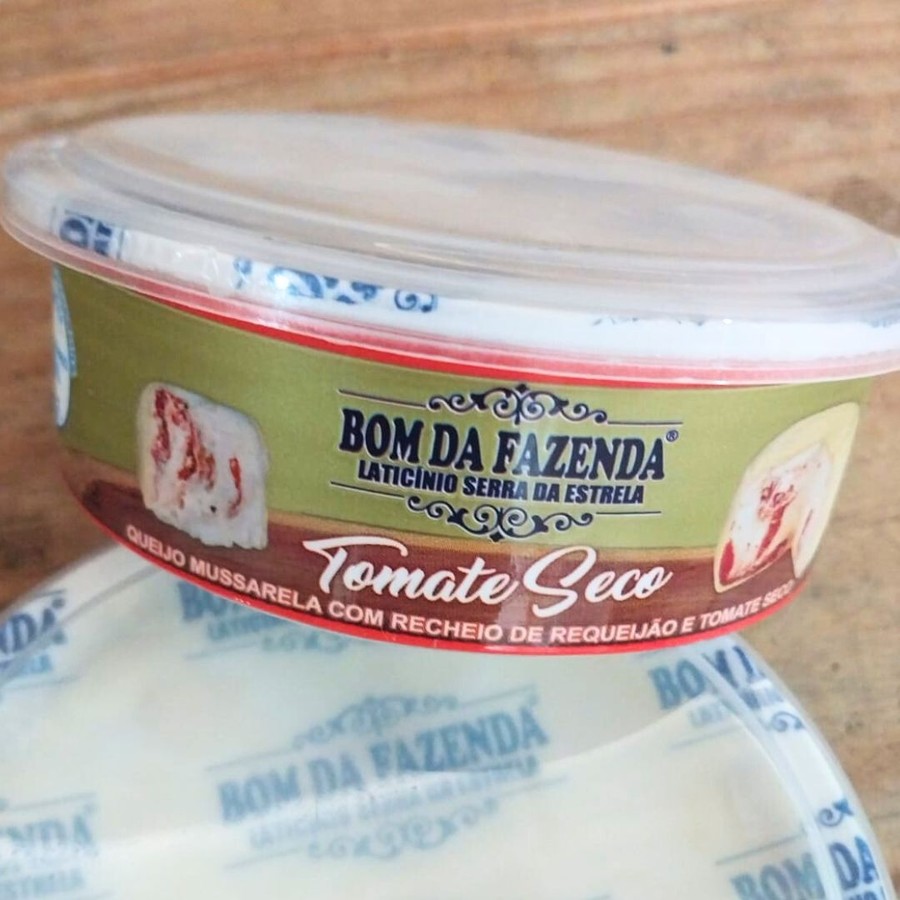 Queijo Trufado Bom Da Fazenda Metade - Tomate Seco
