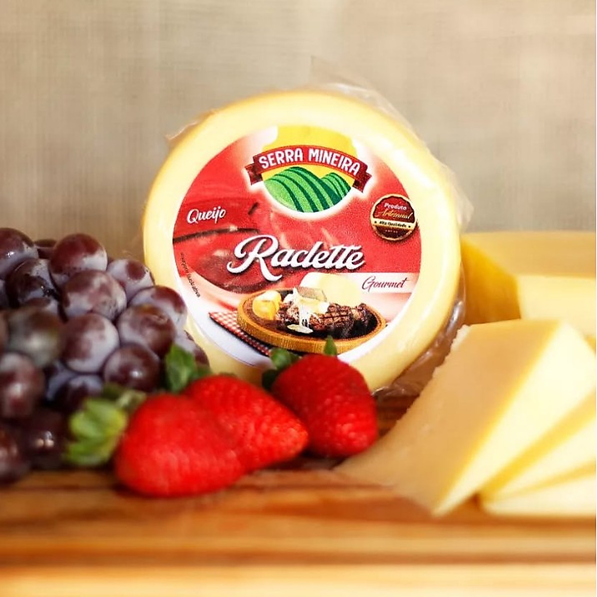 Queijo Raclette Serra Mineira